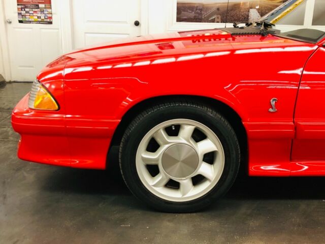 1993 Ford Mustang -SVT COBRA 30k MILES-CLEAN AUTOCHECK-4 OWNER-HATCH - photo 13