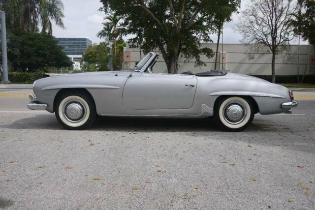 Performance Auto Wholesalers 190-Class Silver Convertible Doral 1959 Mercedes-Benz 190-Class --