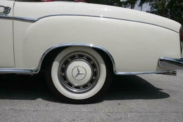 1959 Mercedes-Benz 200-Series -- - photo 5