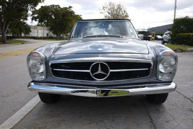1969 Mercedes-Benz 200-Series CONVERTIBLE - photo 3