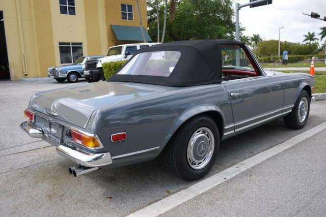 1969 Mercedes-Benz 200-Series CONVERTIBLE - photo 7