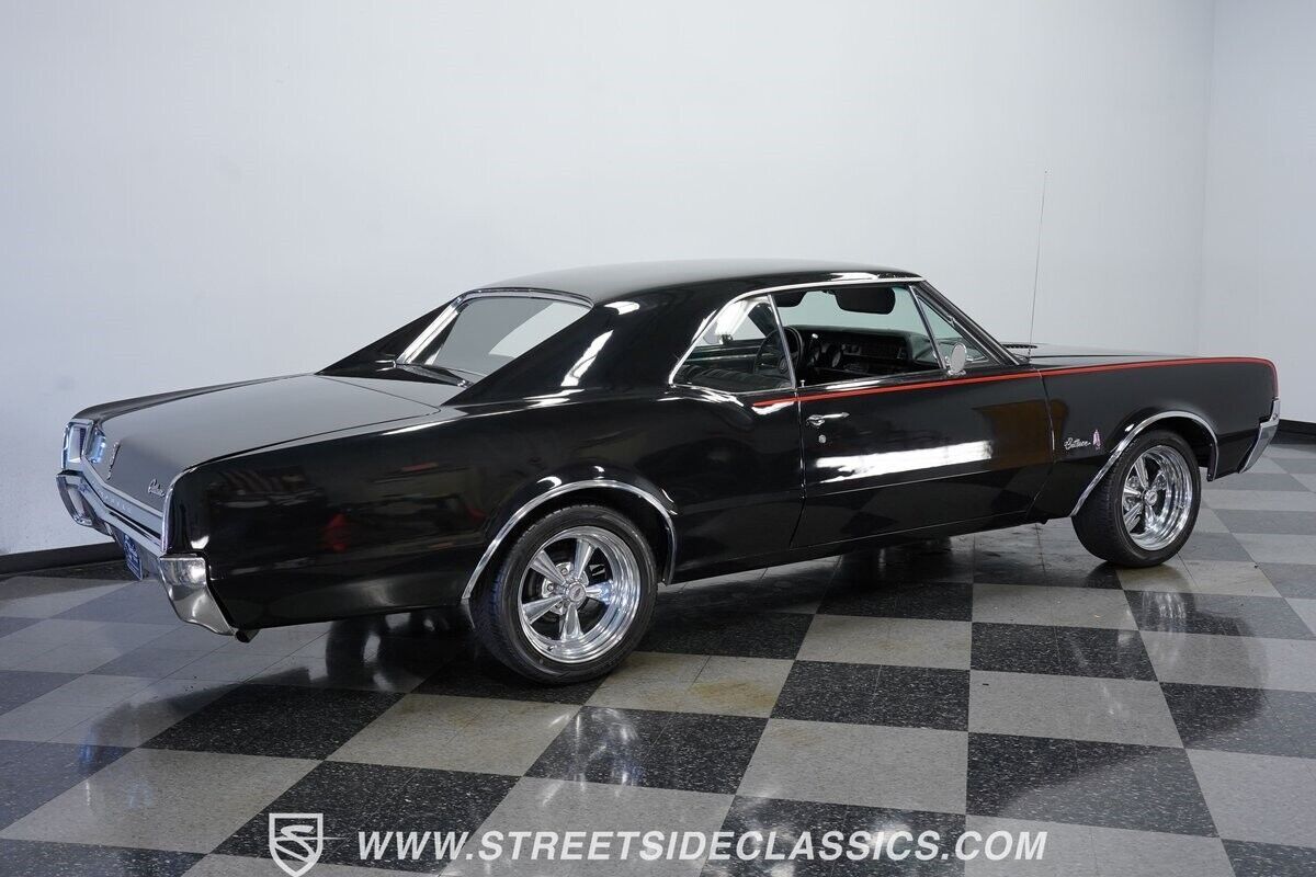 1967 Oldsmobile Cutlass Holiday Coupe - photo 12