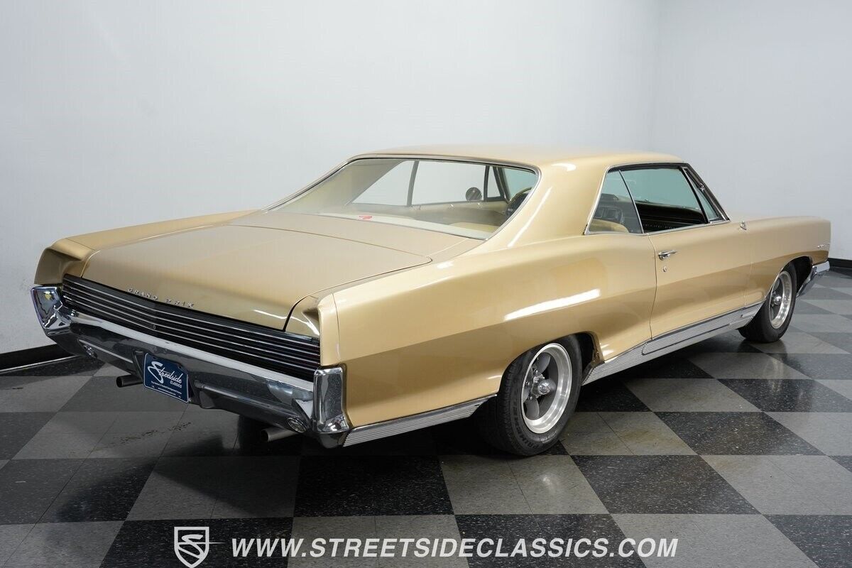 1966 Pontiac Grand Prix - photo 11