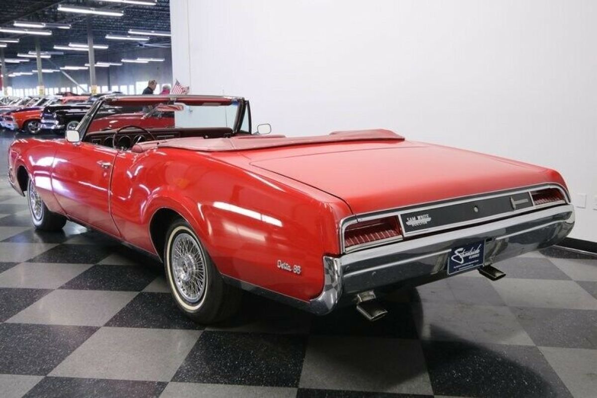 1967 Oldsmobile Eighty-Eight Convertible - photo 10