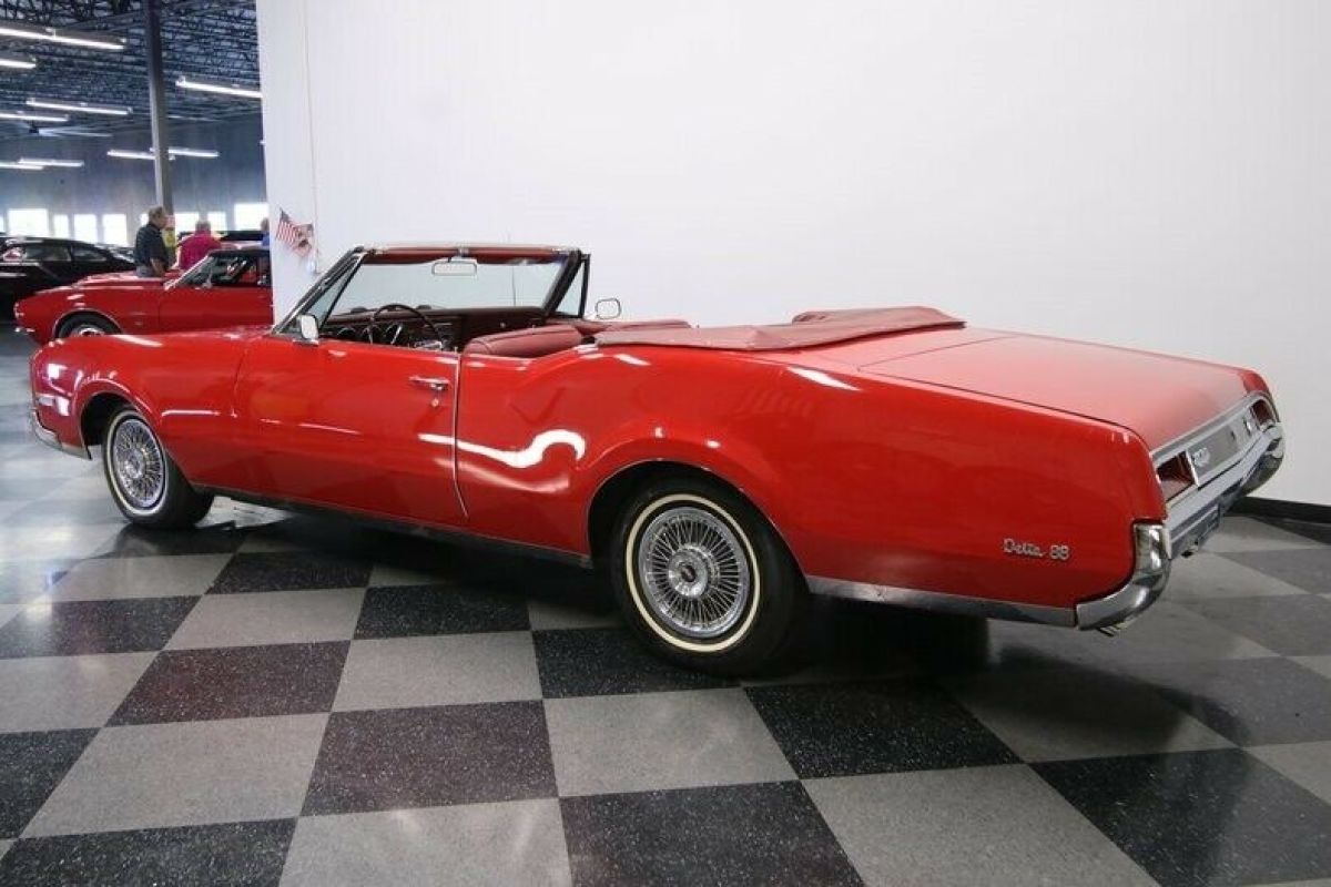 1967 Oldsmobile Eighty-Eight Convertible - photo 9