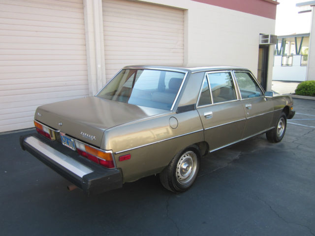 Peugeot 604 SL ALL ORIGINAL 4 dr French Sedan Barn Find Leather PRV V6 Automatic 1977 Peugeot 604 SL
