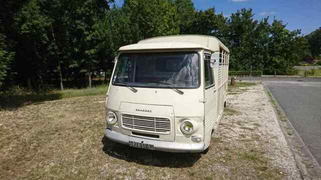 1977 Peugeot J7 Animal cargo van - photo 7