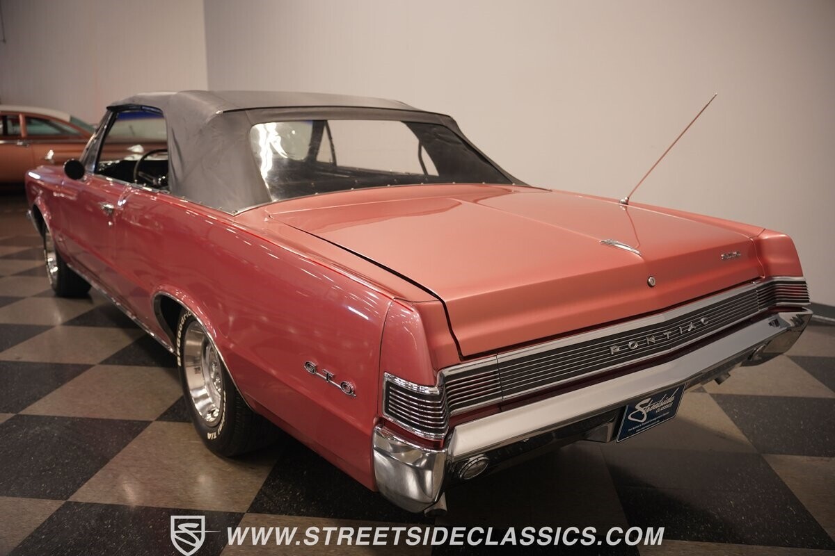 1965 Pontiac GTO Convertible - photo 13
