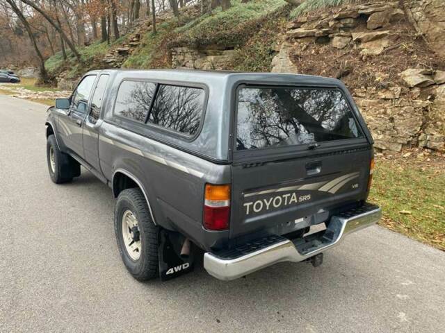 1992 Toyota Pickup SR5 2dr 4WD Extended Cab SB - photo 4