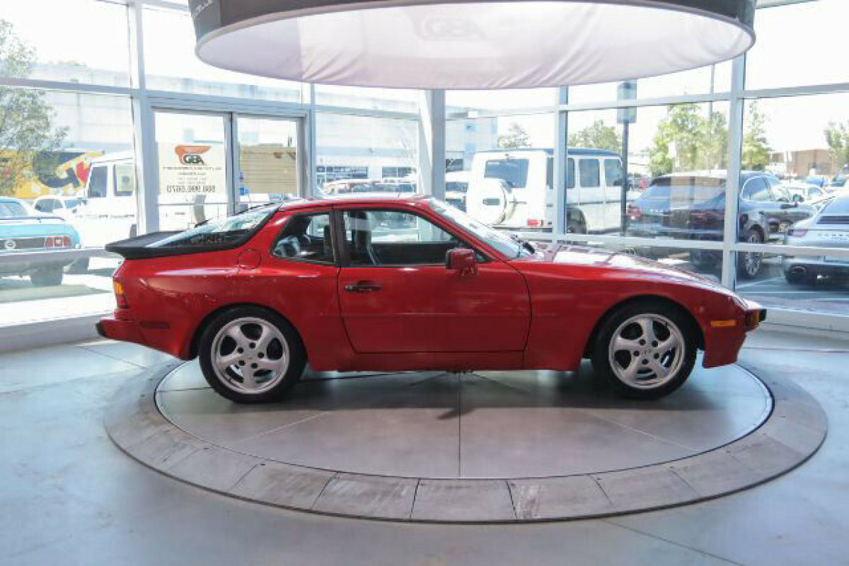 1987 Porsche 944 S - photo 10