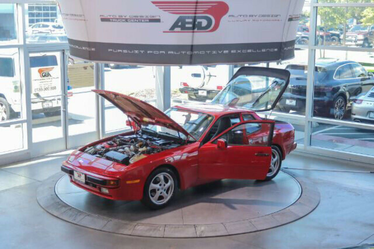 1987 Porsche 944 S - photo 11