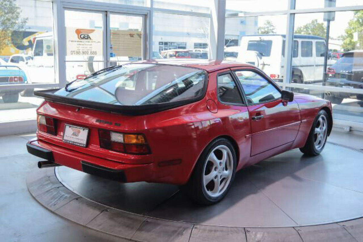 1987 Porsche 944 S - photo 6