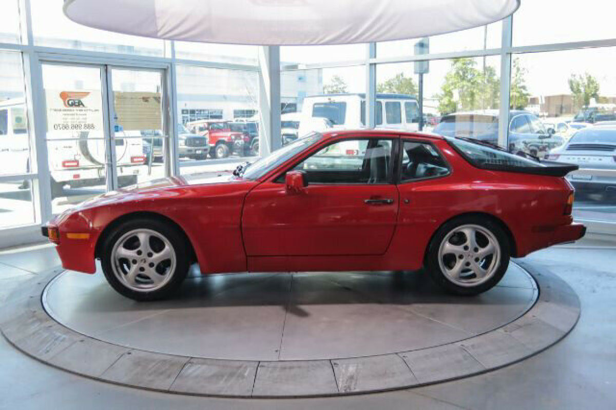 1987 Porsche 944 S - photo 9