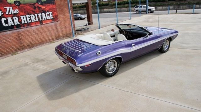 1970 Dodge Challenger -- - photo 4