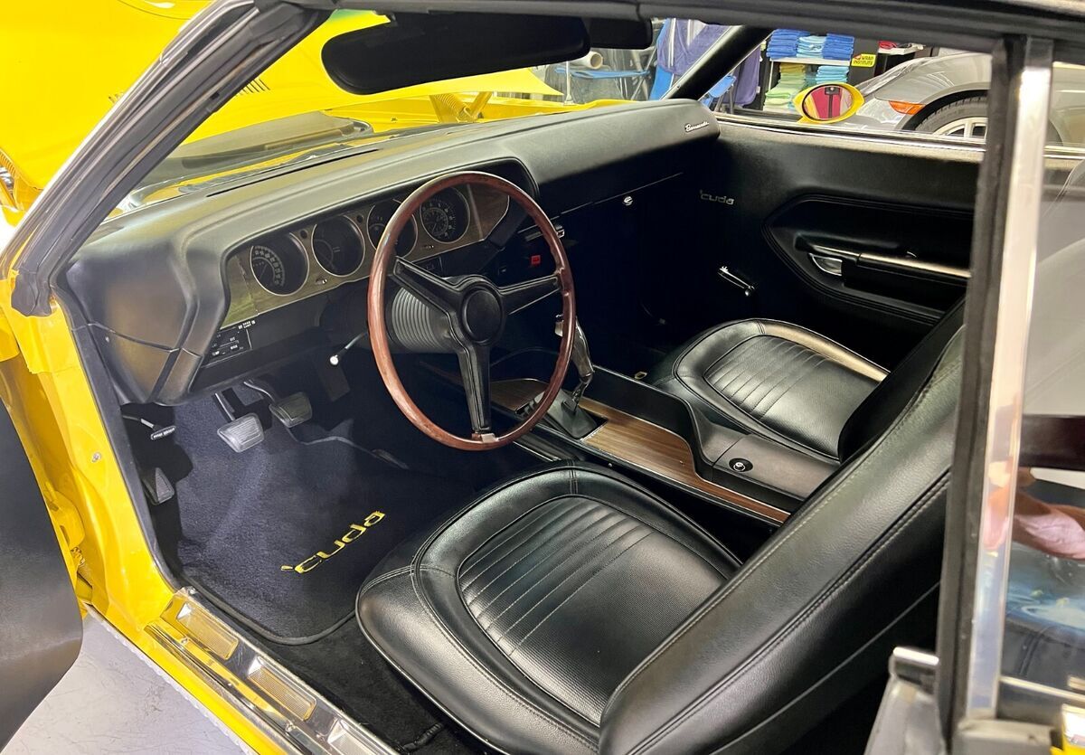 1970 Plymouth Barracuda CUDA , CONVERTIBLE, 4 SPEED, MOPAR - photo 13