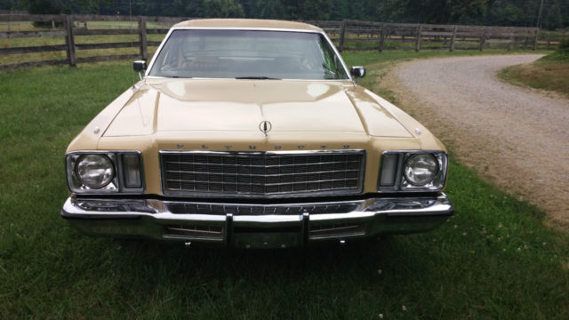 1975 Plymouth Fury Grand Fury Brougham - photo 2