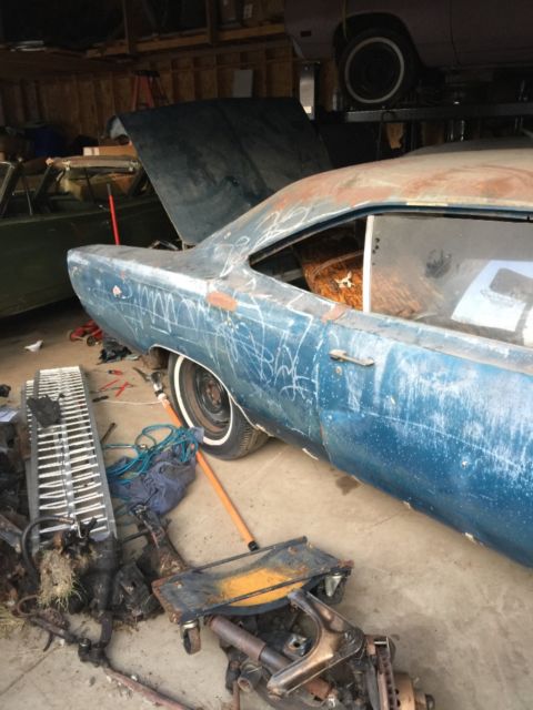 Plymouth gtx real 4 speed ,Dana car 1968 Plymouth GTX