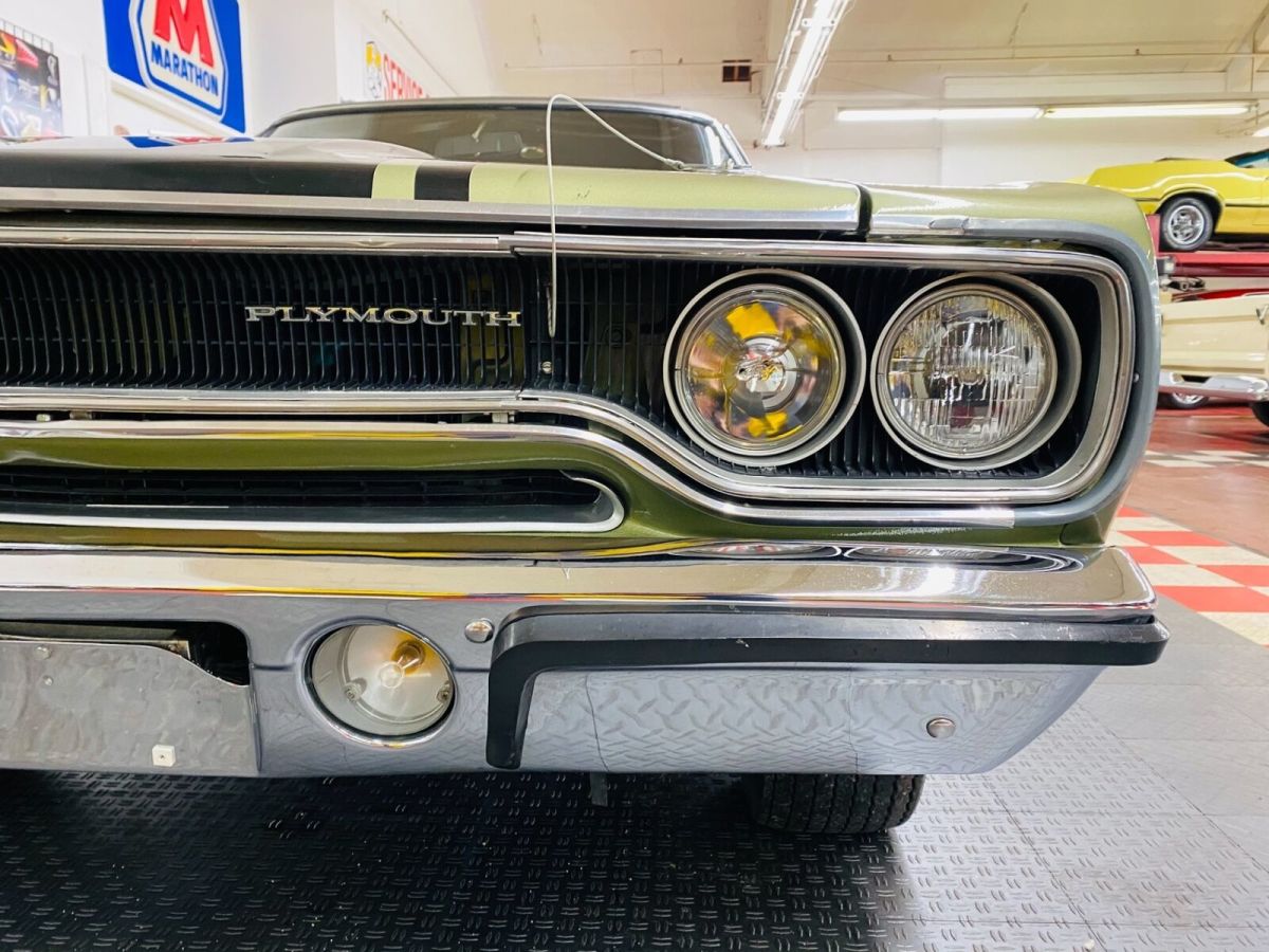 1970 Plymouth Road Runner - FACTORY V CODE 440 6 PACK -AIR GRABBER- CLEAN OR - photo 11