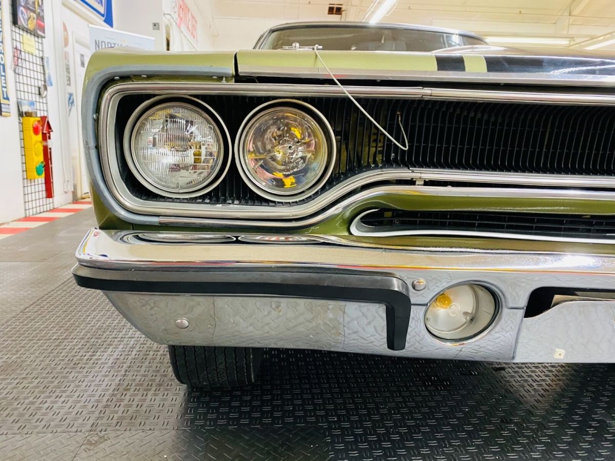 1970 Plymouth Road Runner - FACTORY V CODE 440 6 PACK -AIR GRABBER- CLEAN OR - photo 12