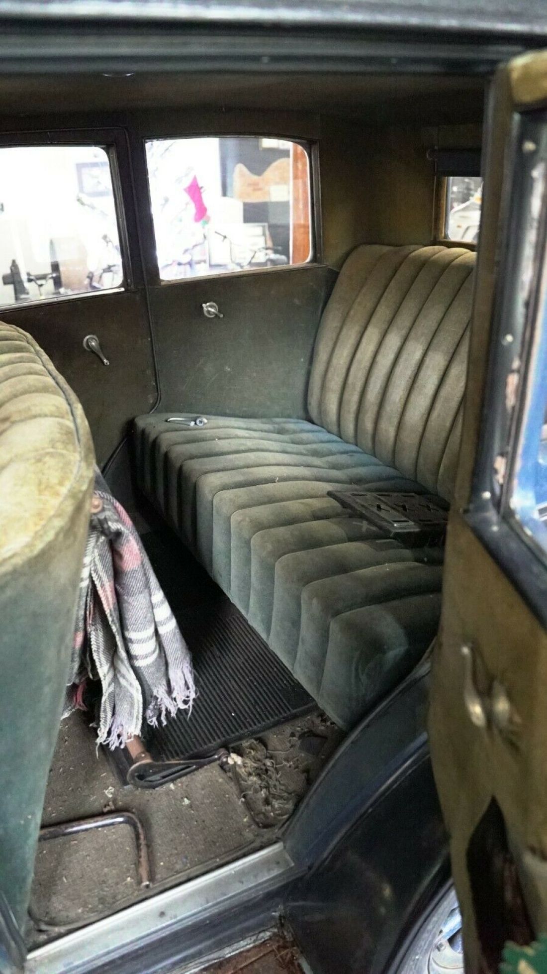 1929 Plymouth Deluxe - photo 11
