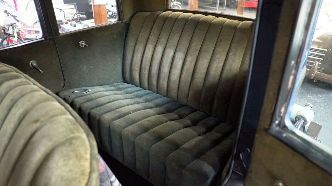 1929 Plymouth Deluxe - photo 12