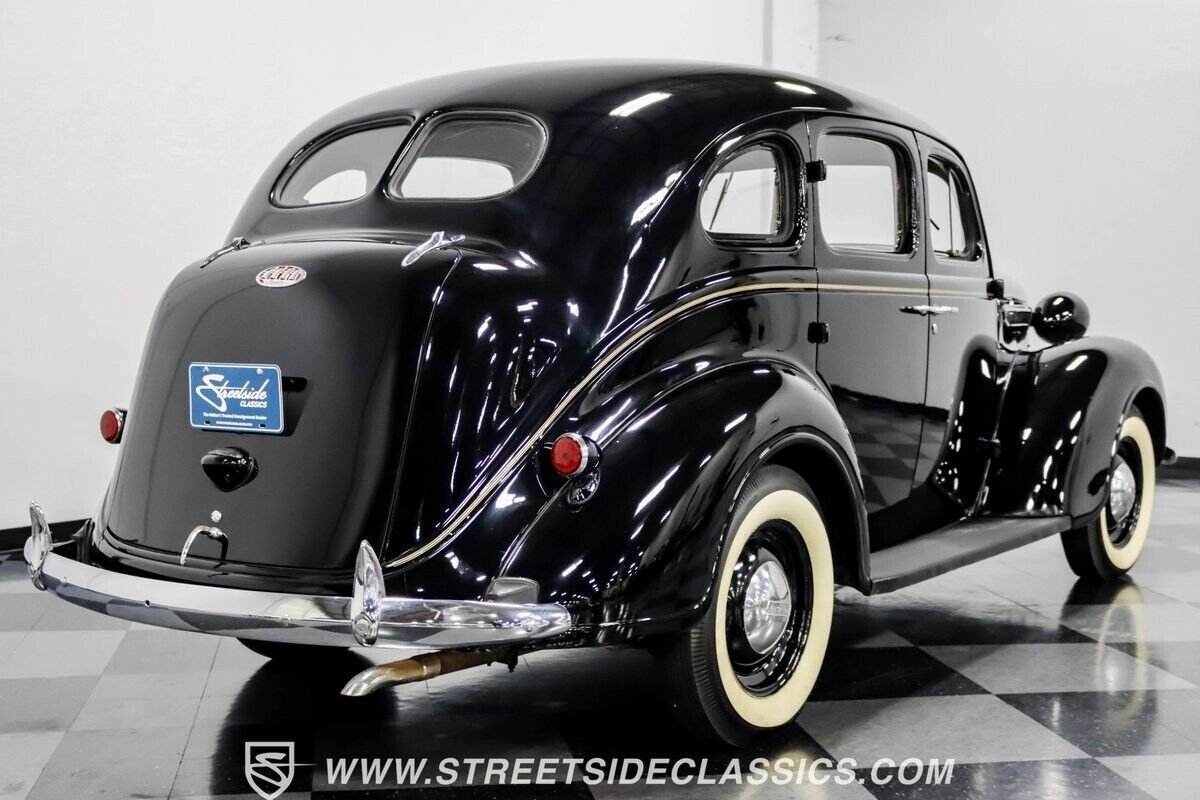 1938 Plymouth Deluxe 4 Door Sedan - photo 12