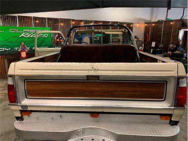 1976 Plymouth Trailduster Sport 4X4 - photo 3