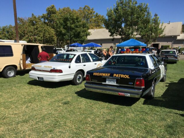 1991 Ford Crown Victoria Basic - photo 4