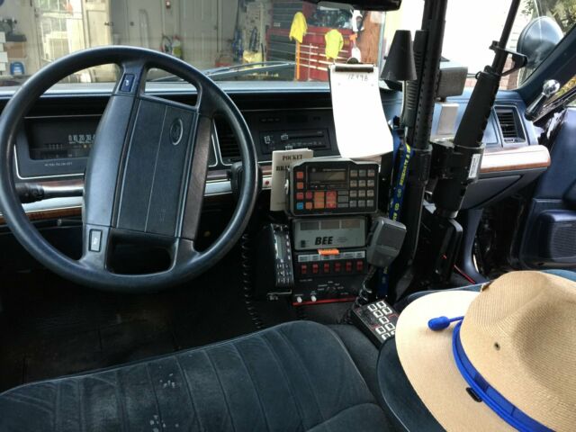 1991 Ford Crown Victoria Basic - photo 9