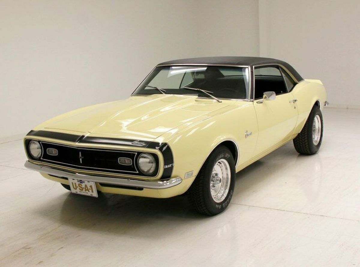 Polished Drag Wheels/New Interior/Butternut Paint/350ci V8 Camelback Heads 1968 Chevrolet Camaro Coupe