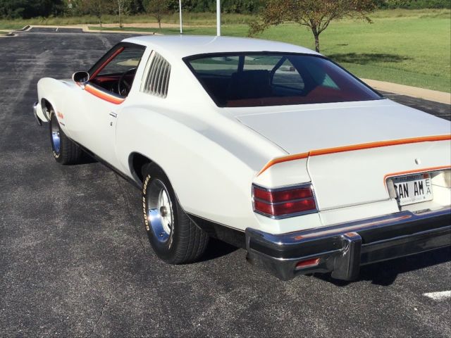 1977 Pontiac Le Mans Can Am - photo 3
