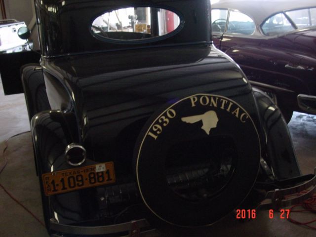 1930 Pontiac Standard Coupe - photo 2