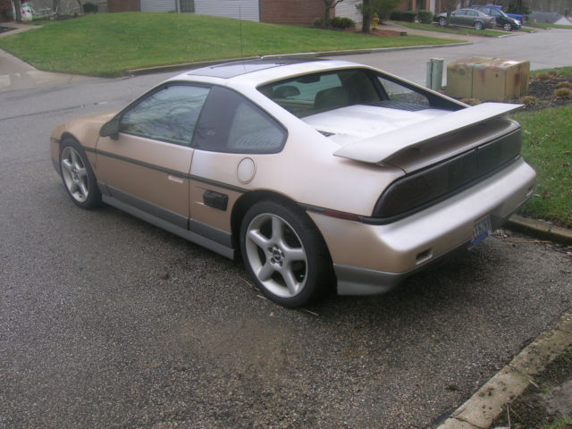 1987 Pontiac Fiero GT - photo 3