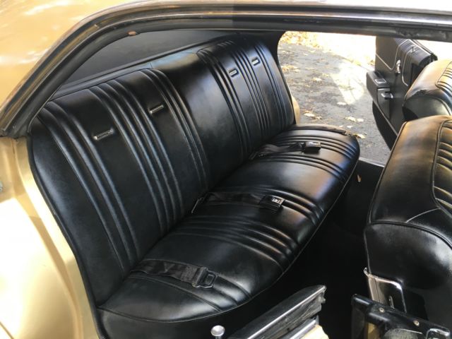 1967 Pontiac Bonneville 4 door - photo 11