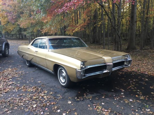 1967 Pontiac Bonneville 4 door - photo 2