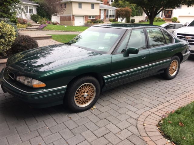Pontiac Bonneville 1993 garage kept very clean 1993 Pontiac Bonneville