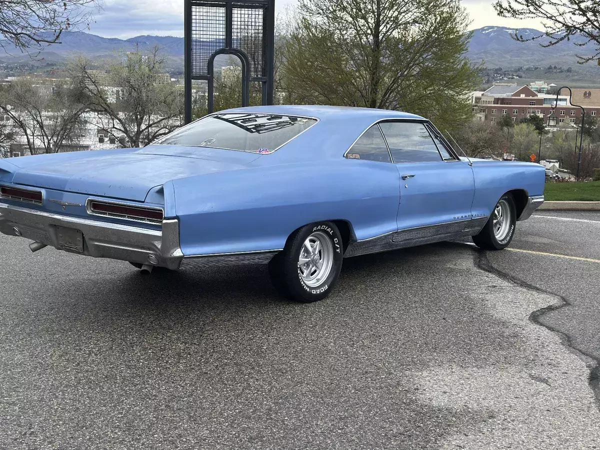 pontiac bonneville with 455 ye block this is the coolest car on the road video 1966 Pontiac Bonneville