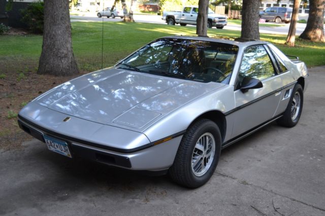 1986 Pontiac Fiero