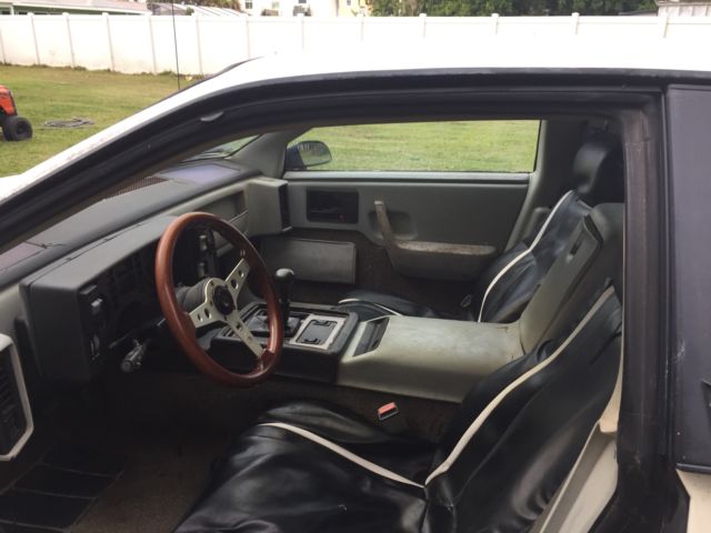 1985 Pontiac Fiero - photo 8