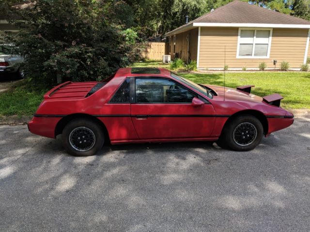 1984 Pontiac Fiero 2M4 - photo 3