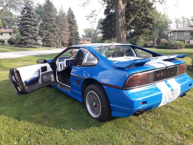 1987 Pontiac Fiero - photo 9
