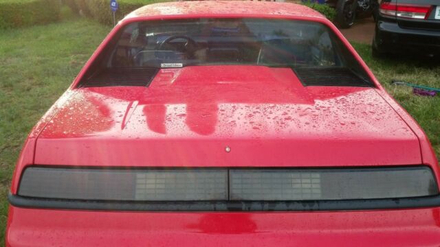 1987 Pontiac Fiero Black - photo 2