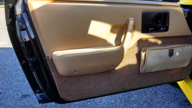 1986 Pontiac Fiero - photo 12