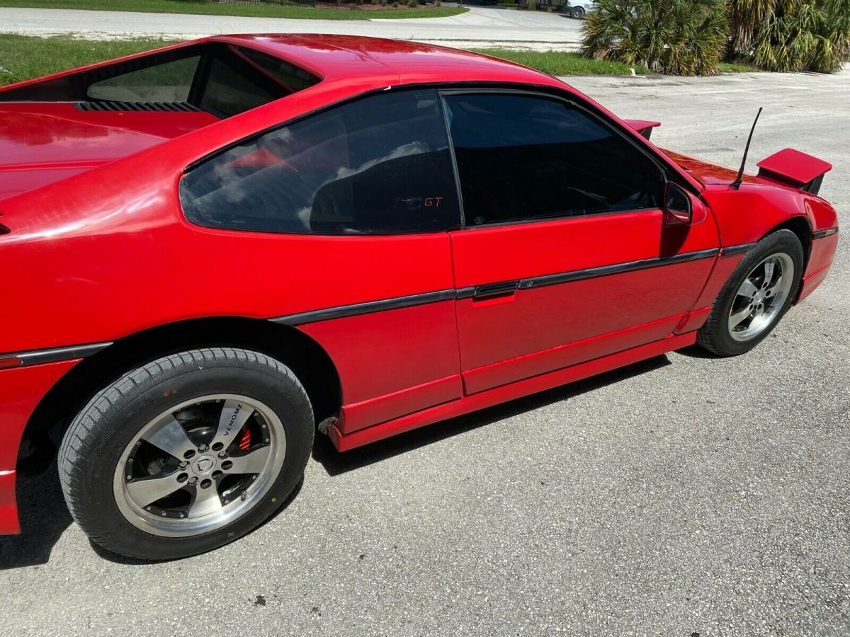 1986 Pontiac Fiero GT - photo 8