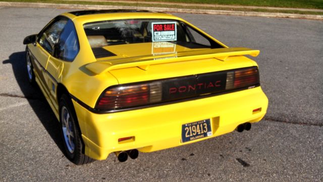 1986 Pontiac Fiero - photo 3