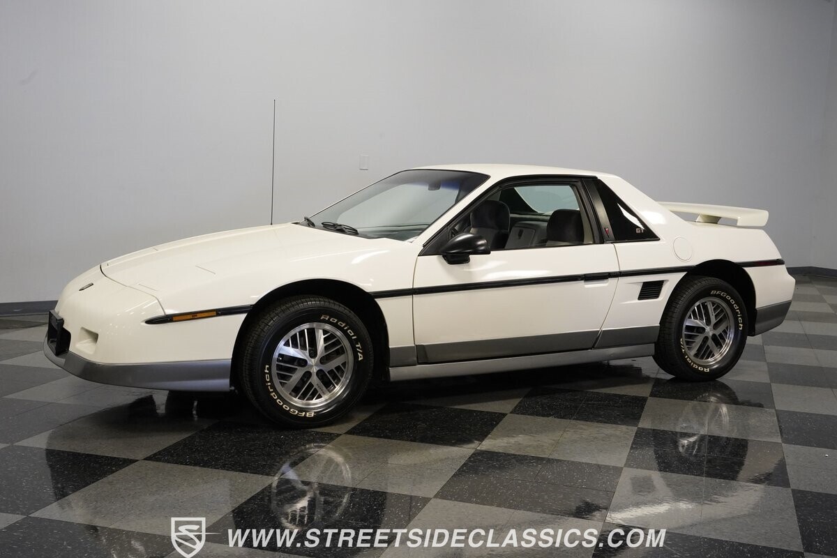 1985 Pontiac Fiero GT - photo 7