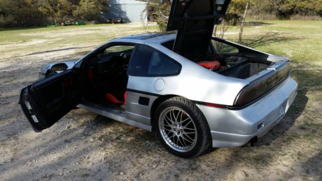 1987 Pontiac Fiero GT - photo 3