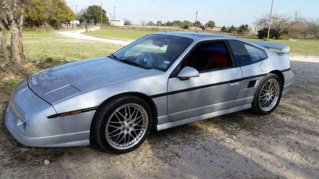 Pontiac Fiero GT Upgraded Suspension, Performance, New paint, Great Driving Car! 1987 Pontiac Fiero GT