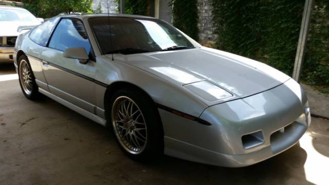 1987 Pontiac Fiero GT - photo 4