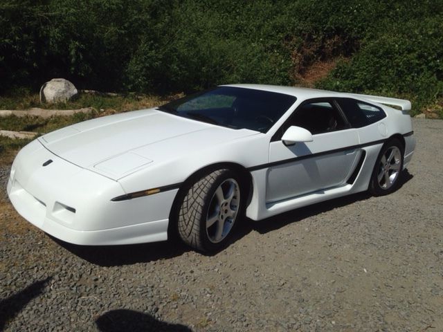 1987 Pontiac Fiero - photo 3